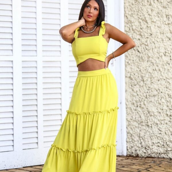 Conjunto em crepe de seda maquinetado tecido estruturado acetinado